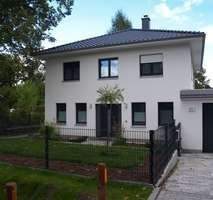 Mehrfamilienhaus, Wohnhaus Kleinmachnow - 4 Zimmer, 145 m&sup2;, 645.000&euro; | Angebot:25745094