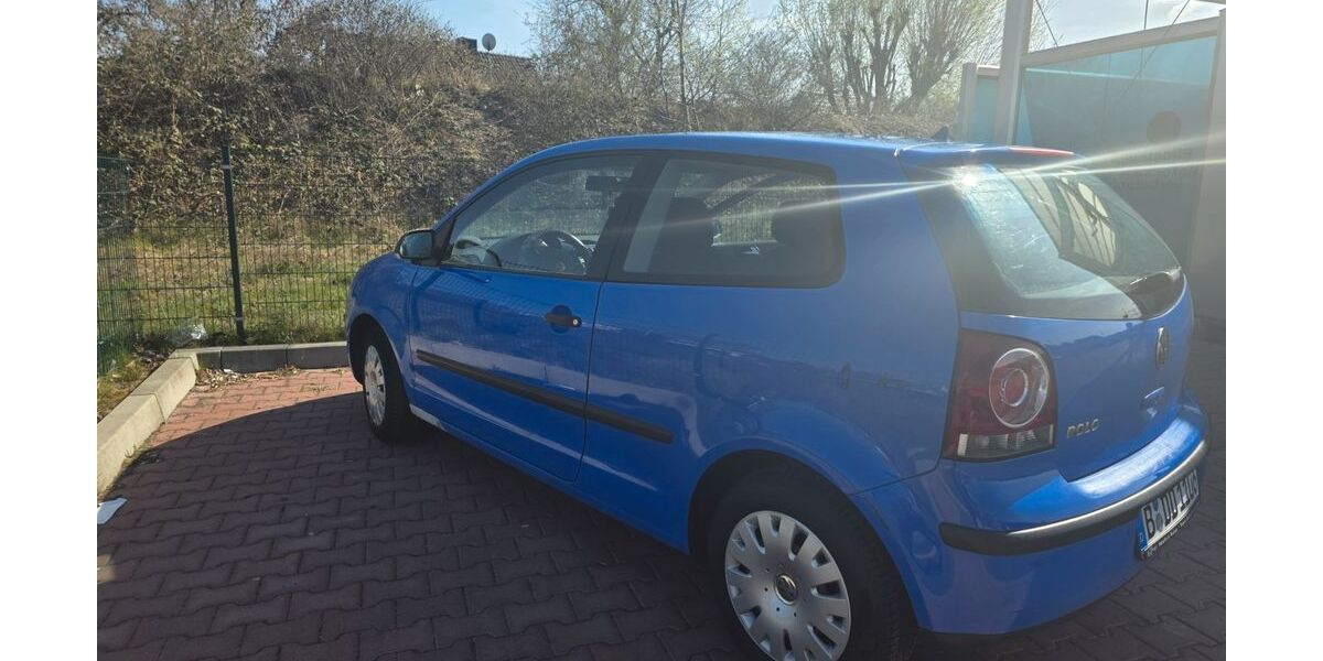 VW Polo 157.600 km 1.800 &euro; Berlin 10439