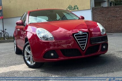 Alfa Romeo Giulietta 1.4 TB 16V Turismo*PDC*2Hand*LED*Tempo 125.000 km 6.480 € Berlin 13187
