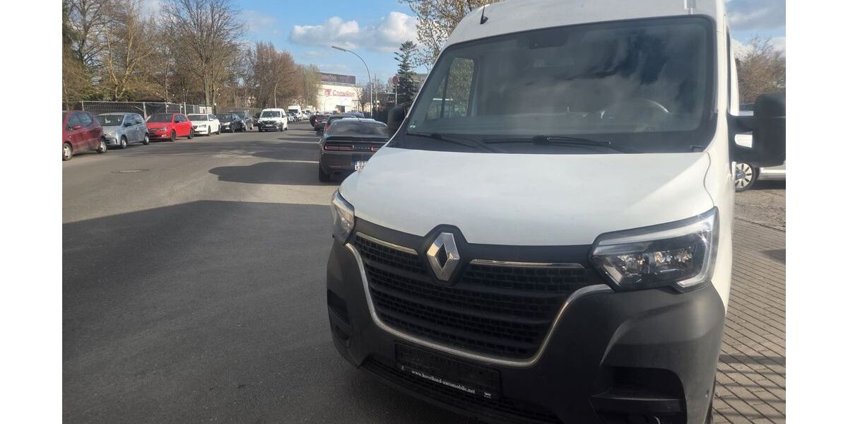 Renault Master 378.000 km 7.900 &euro; Berlin 12057