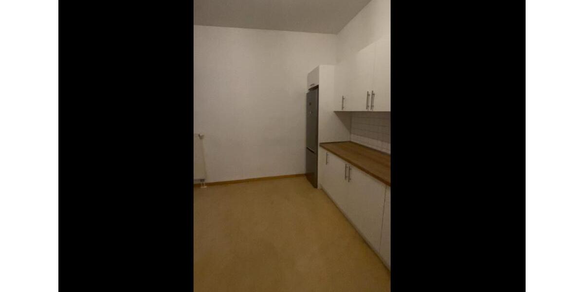 Erdgeschoßwohnung Berlin Friedrichshain-Kreuzberg - 2 Zimmer, 80 m&sup2;, 1.745&euro; | Angebot:26321506