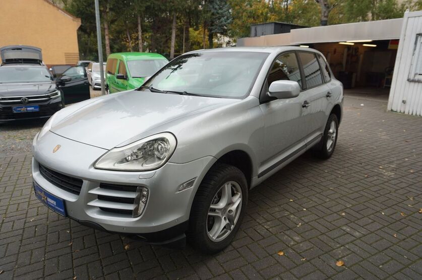 Porsche Cayenne 119.000 km 13.990 € Berlin 13407