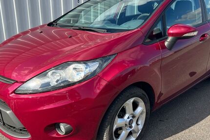 Ford Fiesta 221.000 km 2.990 &euro; Berlin 12057