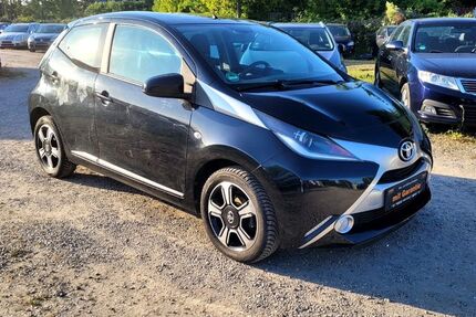 Toyota Aygo (X) 30.000 km 7.290 &euro; Berlin 13127