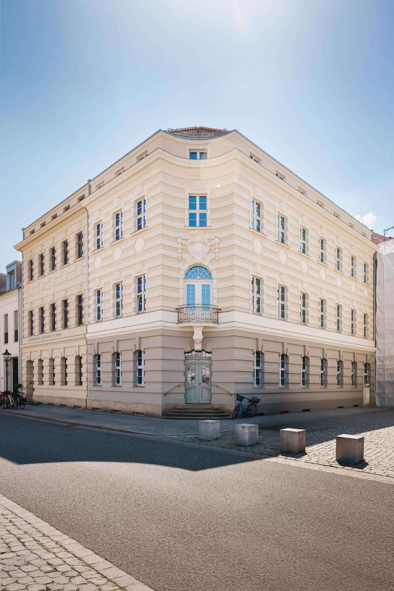 Wohnung zum Mieten in Potsdam 2.980 € 173 m² 5 zimmer