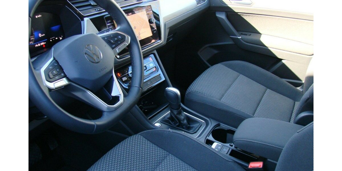 VW Touran 1.5TSi Comfortline 7-Sitzer LED ACC Standhe 18.601 km 31.980 &euro; Falkensee 14612