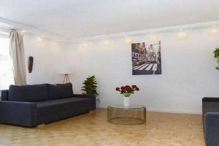 Wohnung Berlin Lichtenberg - 2 Zimmer, 60 m&sup2;, 800&euro; | Angebot:26331154