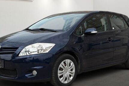 Toyota Auris 103.630 km 5.999 &euro; Berlin 12681