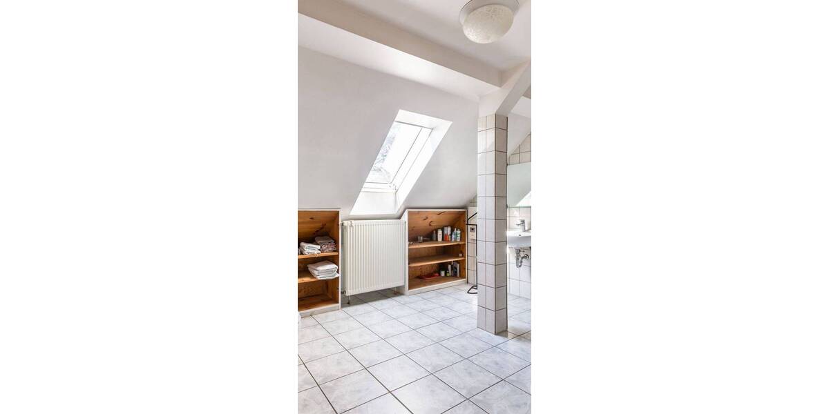 Reihenmittelhaus Berlin Lichterfelde - 8 Zimmer, 280 m&sup2;, 1.100.000&euro; | Angebot:26309580