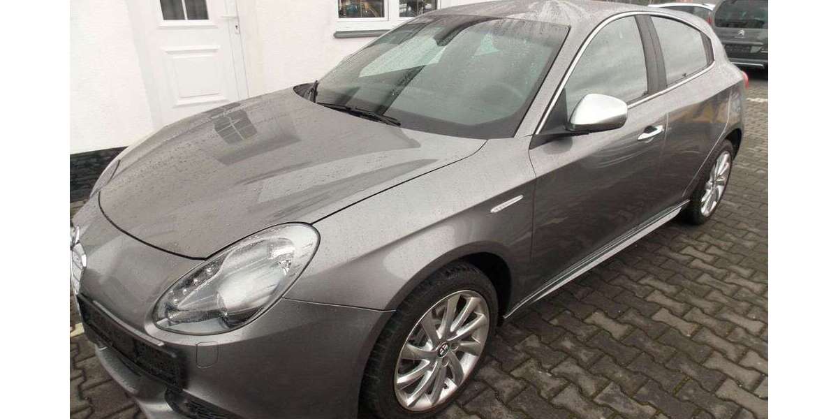 Alfa Romeo Giulietta 100.000 km 8.750 &euro; Mahlow 15831