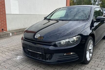VW Scirocco 133.072 km 7.499 &euro; Berlin 12107