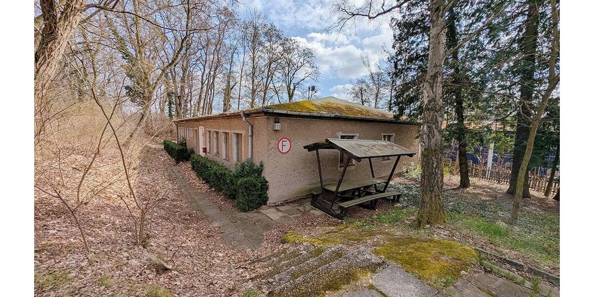 Einfamilienhaus Werder (Havel) Petzow - 6 Zimmer, 225 m&sup2;, 160.000&euro; | Angebot:26017527