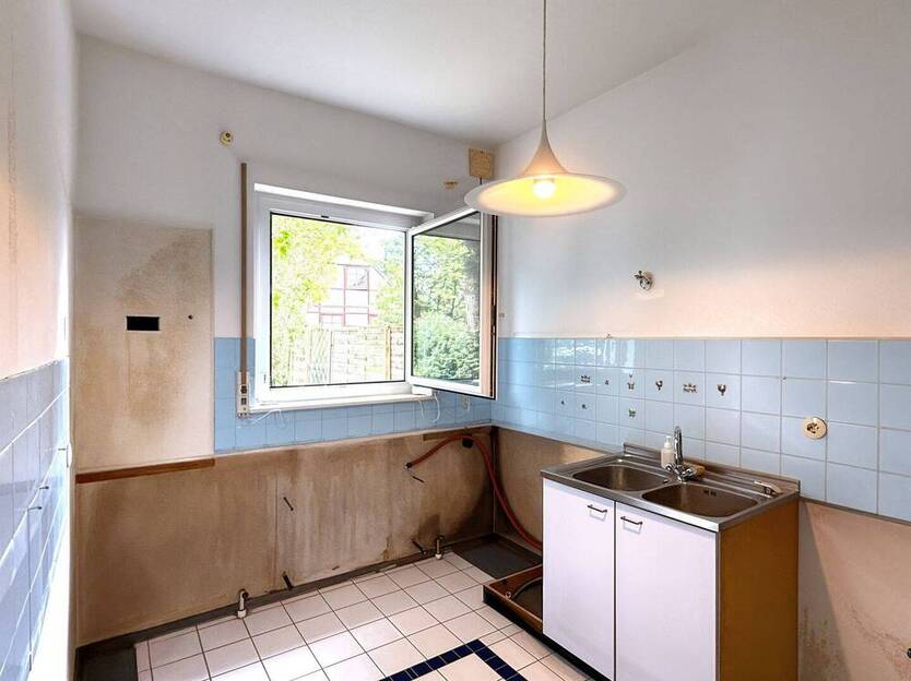 Familienidyll in Berlin-Lichtenrade: Reihenendhaus mit großem Garten & Sanierungspotenzial