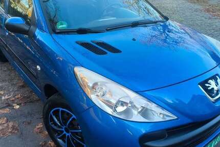 Peugeot 206 115.000 km 3.500 &euro; Berlin - Schöneberg 10781