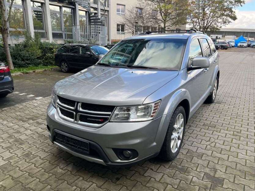 Dodge Journey 89.500 km 14.000 € Berlin 12277