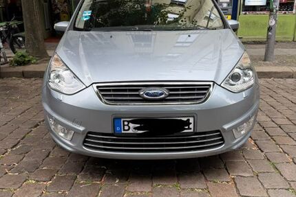 Ford Galaxy 160.000 km 9.400 &euro; Berlin 10319