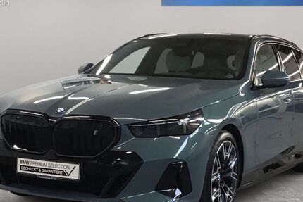 BMW i5 11.298 km 65.900 &euro; Berlin 14057