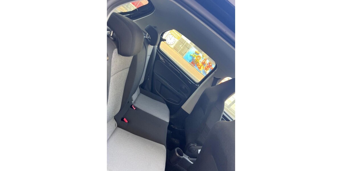 Skoda Citigo 30.460 km 6.250 € Berlin 10178