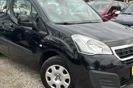 Peugeot Partner 161.727 km 7.990 € Berlin 13089