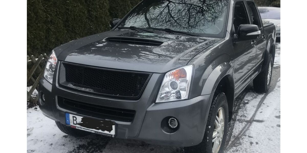 Isuzu D-Max 306.000 km 9.600 &euro; Berlin 12355