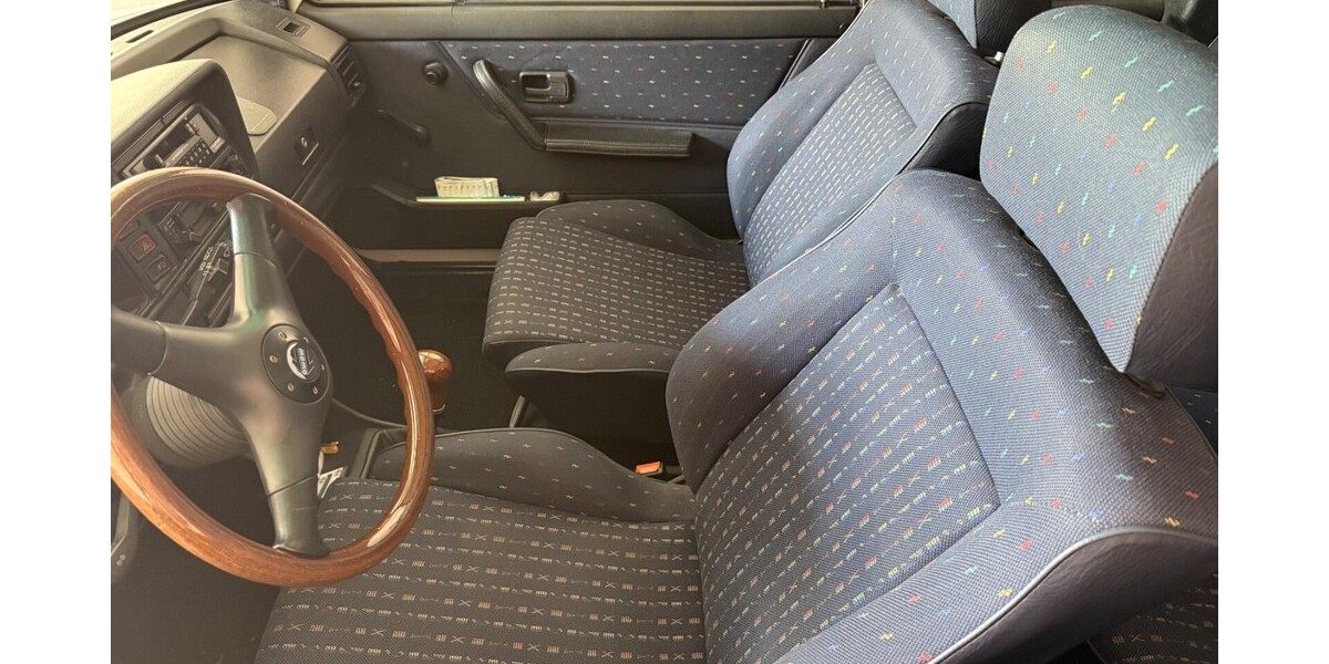 VW Golf I 171.753 km 8.000 &euro; Berlin 10178