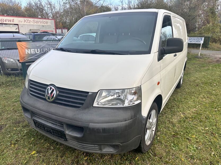 VW T5 Transporter 256.136 km 8.999 € Berlin 13057
