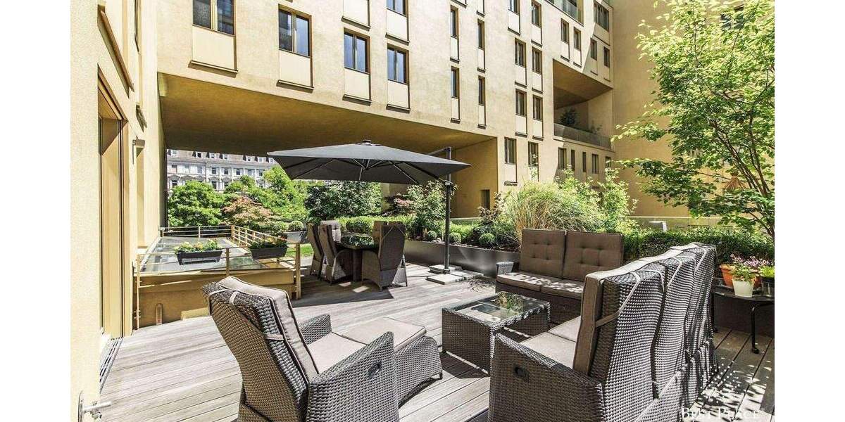 Etagenwohnung Berlin Mitte - 3 Zimmer, 149 m&sup2;, 3.576&euro; | Angebot:25269982