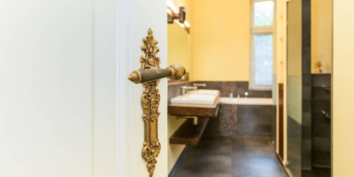 Ein Juwel am Wasser mit privatem Bootsliegeplatz 5 zimmer