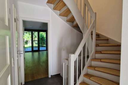 Wohnung Stahnsdorf - 5 Zimmer, 143 m&sup2;, 1.850&euro; | Angebot:27731069