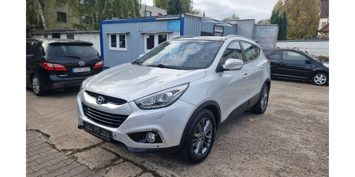 Hyundai ix35 81.000 km 13.990 € Berlin 12357