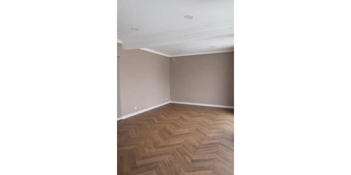 Gewerbefläche mit Lager Werkstatt unweit S-Bahn Mahlow zimmer