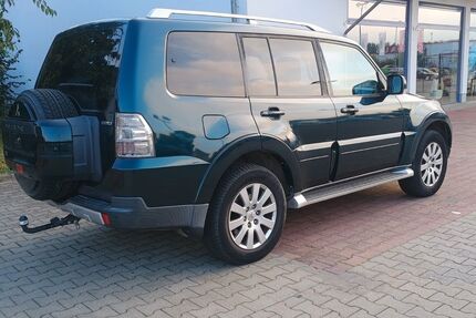Mitsubishi Pajero 206.000 km 9.999 &euro; Berlin 12309