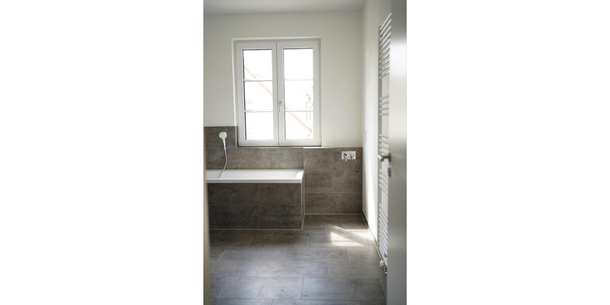 Reihenhaus Beelitz - 4 Zimmer, 107 m&sup2;, 2.075&euro; | Angebot:25365970