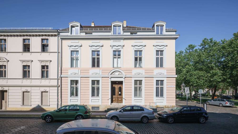 Etagenwohnung Potsdam Historische Innenstadt - 4 Zimmer, 104 m&sup2;, 2.350&euro; | Angebot:23784417