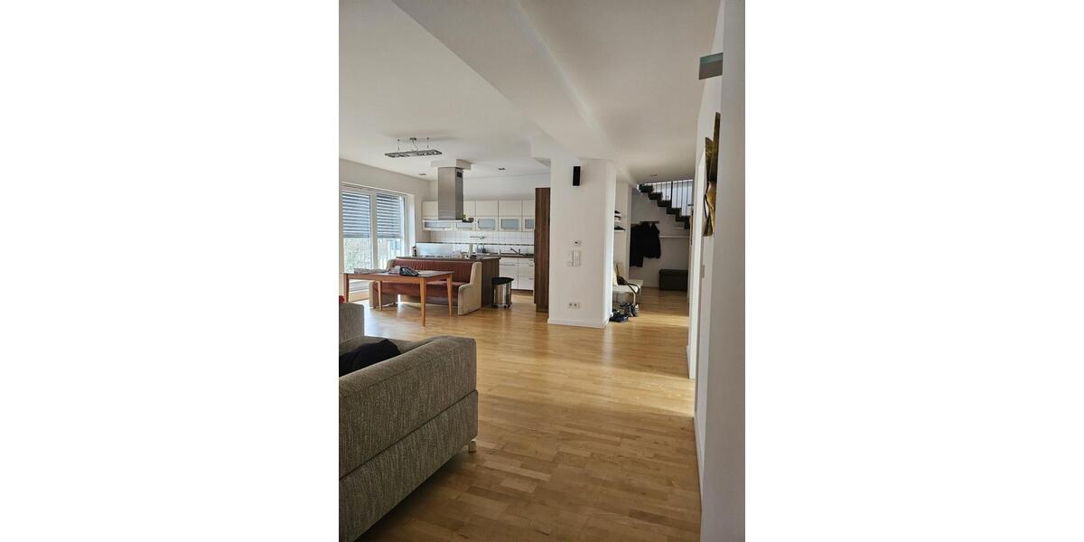 Dachgeschoßwohnung Berlin Reinickendorf - 4 Zimmer, 158 m&sup2;, 640.000&euro; | Angebot:25161728