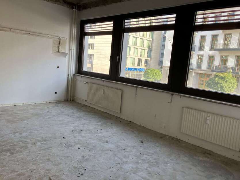 Büro in Berlin 2.755,40 € 137.77 m²