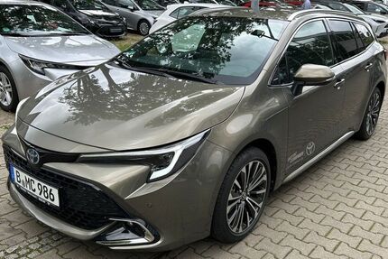 Toyota Corolla 2.000 km 35.440 &euro; Berlin 13403