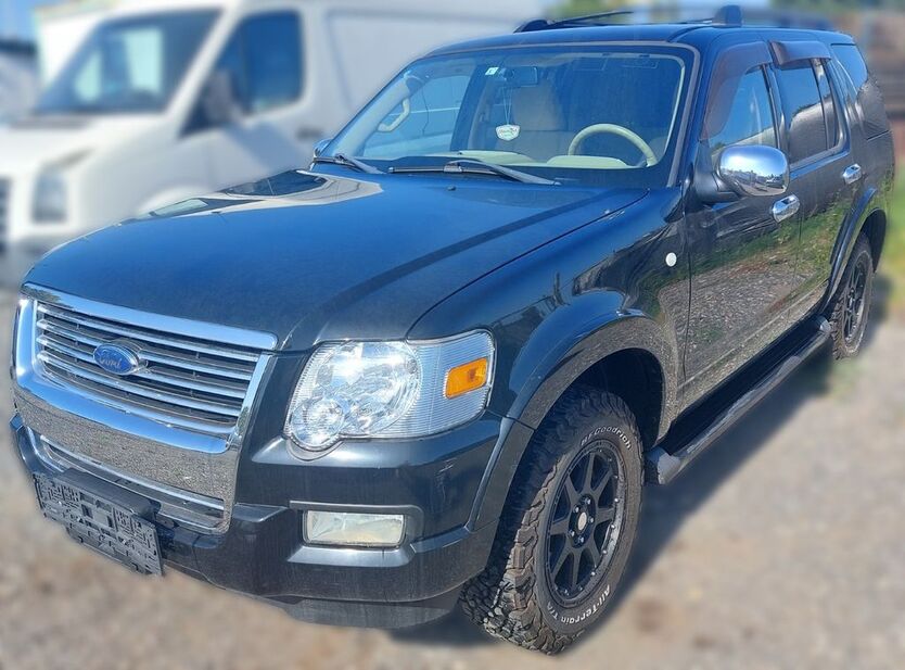 Ford Explorer 70.000 km 12.999 € Schönefeld 12529