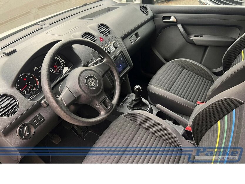 Caddy 1.2 TSI Soccer Trendline*5Sitzer*RFK*CarPl