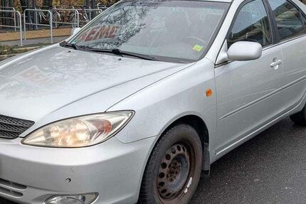 Toyota Camry 225.997 km 5.500 € Berlin 12623