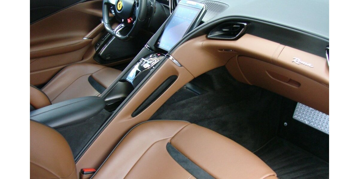 Ferrari Roma Grigio Silverstone Carbon MagneRide LED JBL 16.901 km 209.980 € Falkensee 14612