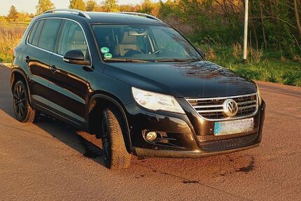 VW Tiguan 288.000 km 4.250 &euro; Werder (Havel) 14542