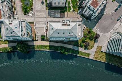 Moderne 2-Zimmer-Wohnung mit Balkon direkt an der Spree – Concierge & Toplage Charlottenburg 2 zimmer