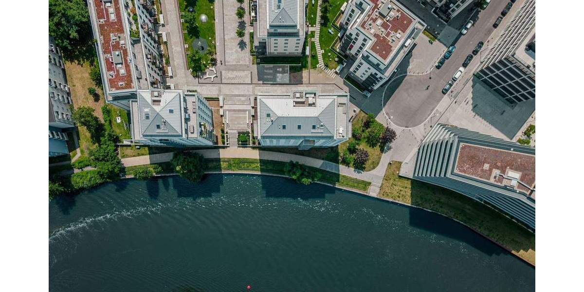 Moderne 2-Zimmer-Wohnung mit Balkon direkt an der Spree – Concierge & Toplage Charlottenburg 2 zimmer