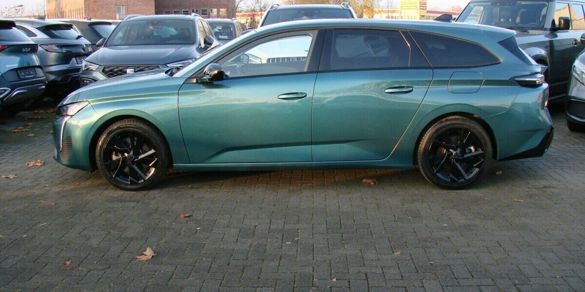Peugeot 308 SW 1.6 Hybrid Allure Pack HY 180 ACC 360º 44.600 km 23.980 &euro; Falkensee 14612