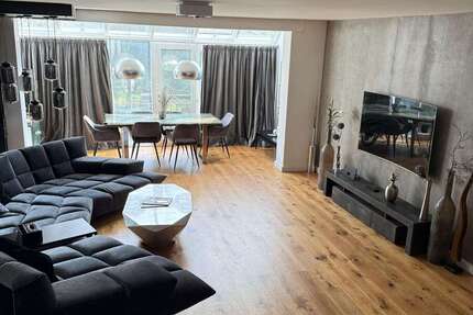 Haus Berlin Reinickendorf - 5.5 Zimmer, 220 m&sup2;, 3.100&euro; | Angebot:27391272