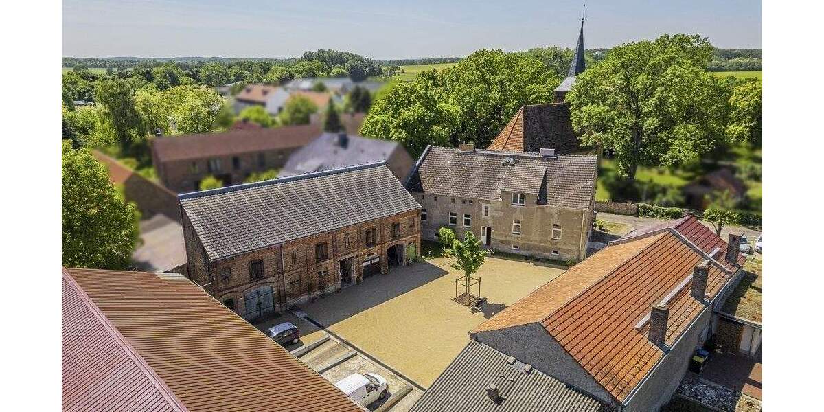 Vierseitenhof mit großem Grundstück in Potsdam 1 zimmer
