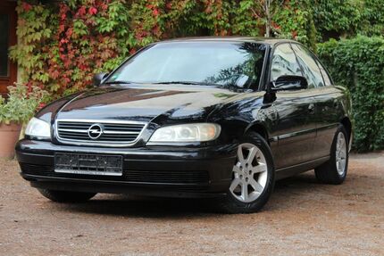 Opel Omega 158.000 km 2.399 &euro; Berlin 10317