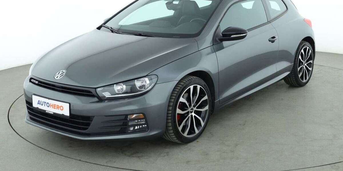 VW Scirocco 66.109 km 20.490 € Berlin 14059