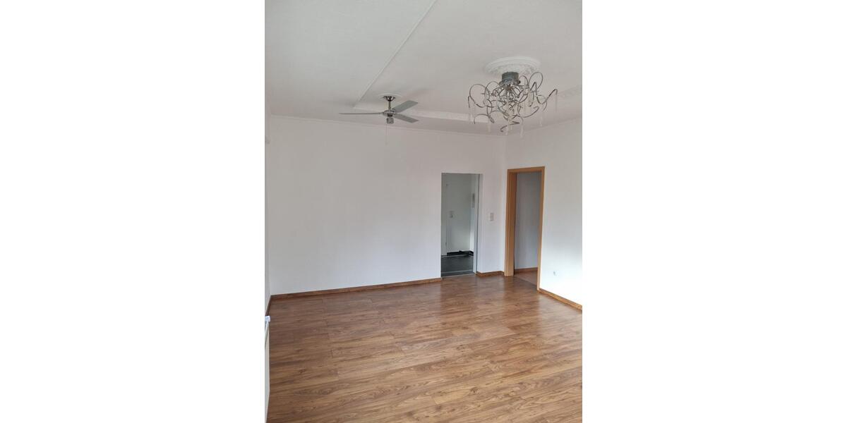 4-Zimmer Eigentumswohnung in ruhiger und gut angebundener Lage 4 zimmer